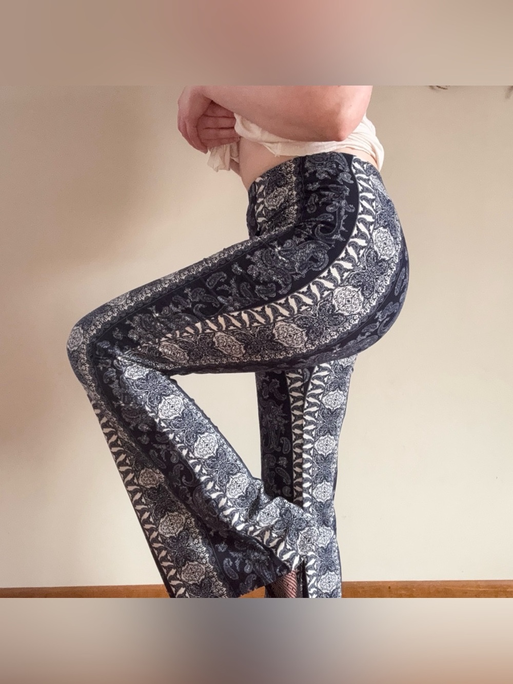 white & navy paisley flared leggings with geometric patterns 💙🖤🤍 | boho festival